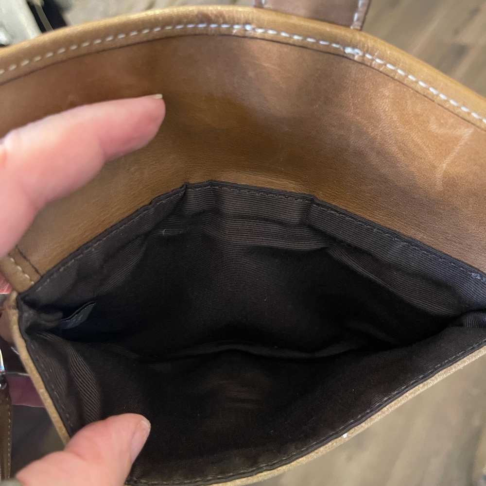 Coach suede wristlet - Picture 4 of 4